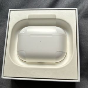 Replacement Case Apple AirPods Pro (AIRPODS NOT INCLUDED - CASE ONLY)